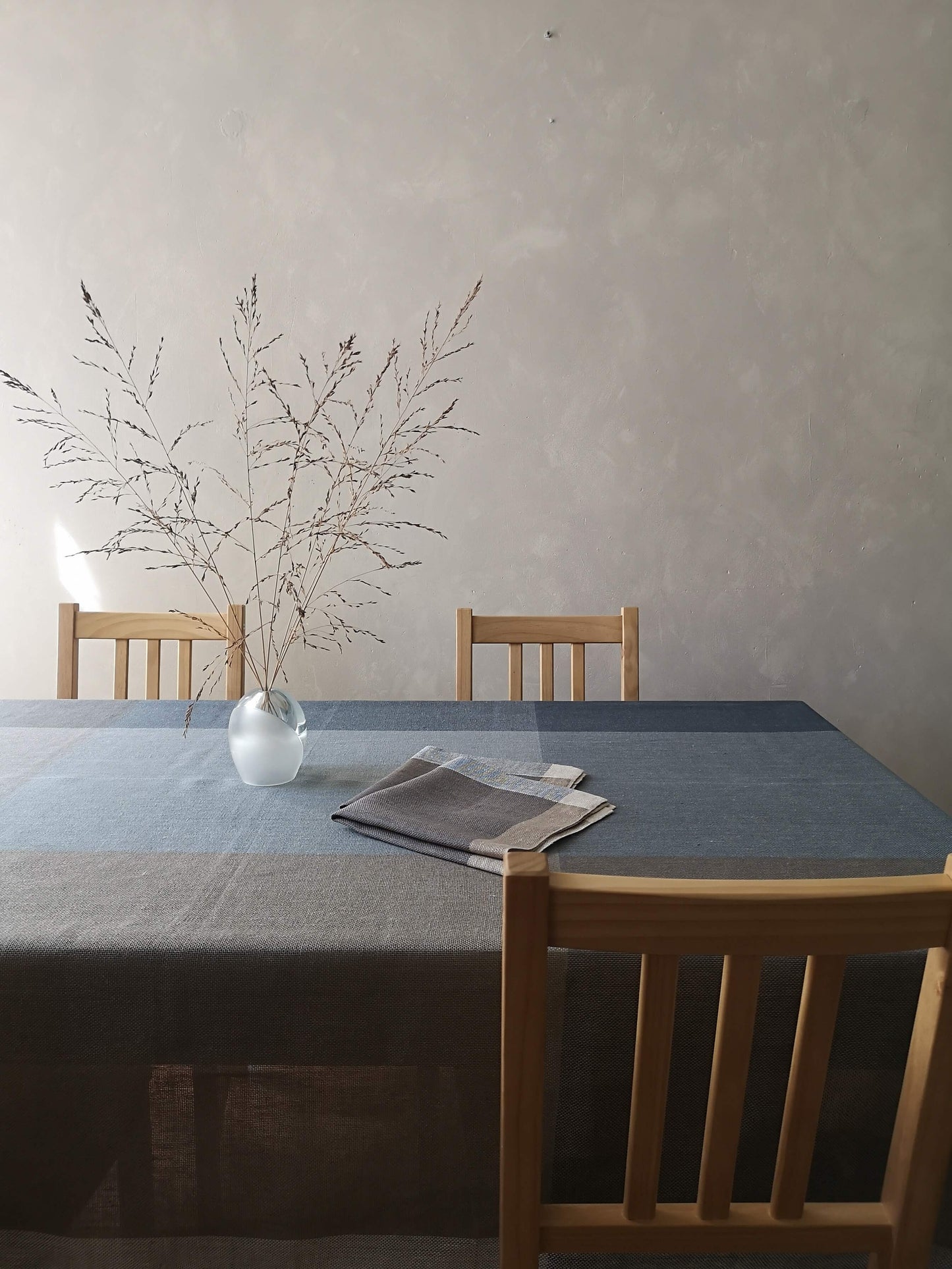 Linen tablecloth - BREEZE