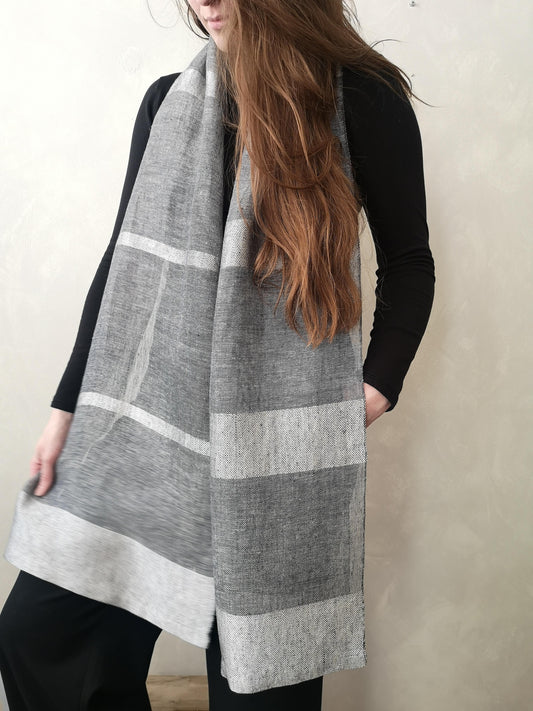 Linen and silk mix scarf OPERA - narrow GREY