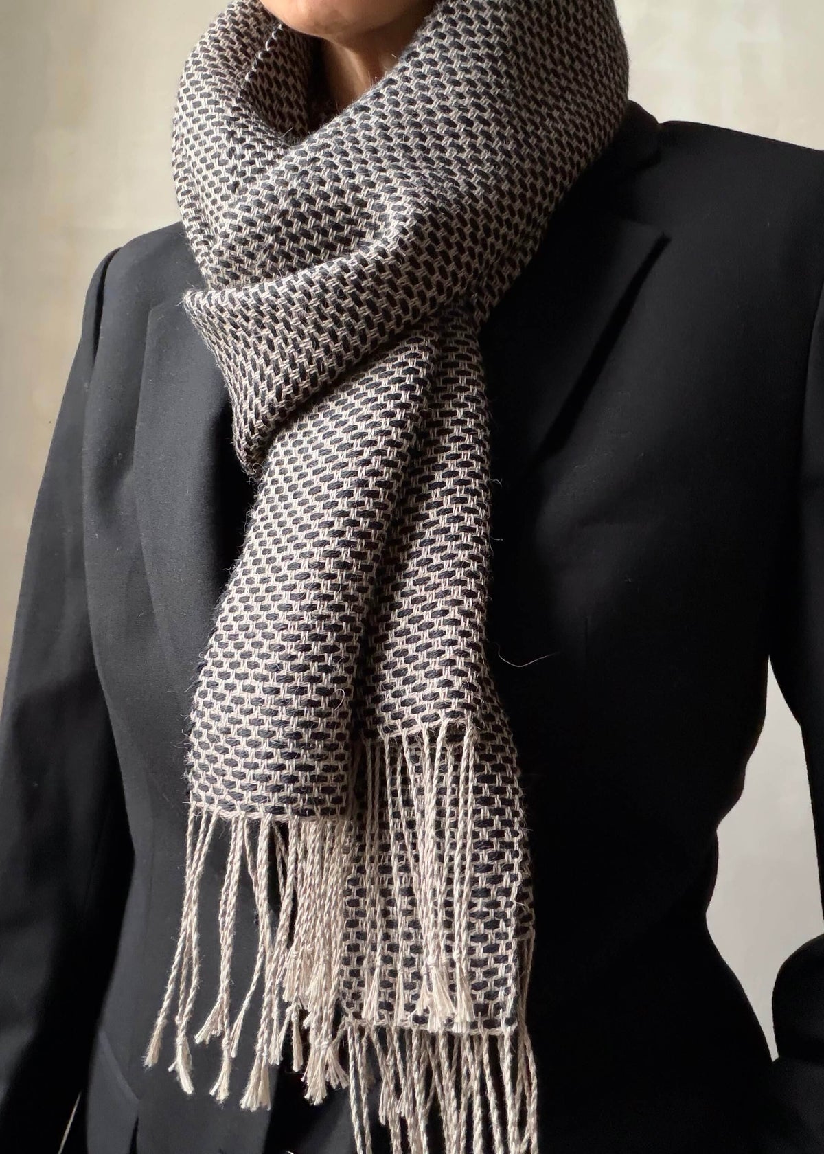 Linen & alpaca scarf RAXTI - black