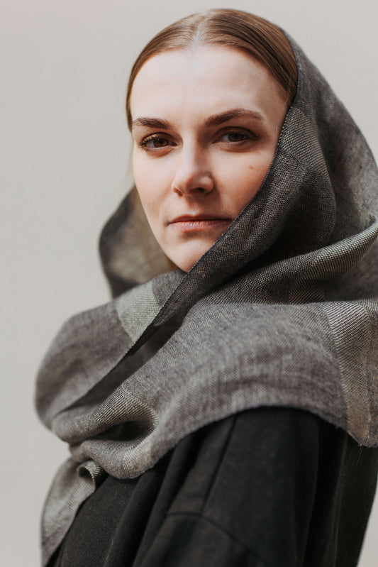 Linen and silk mix scarf OPERA - narrow GREEN