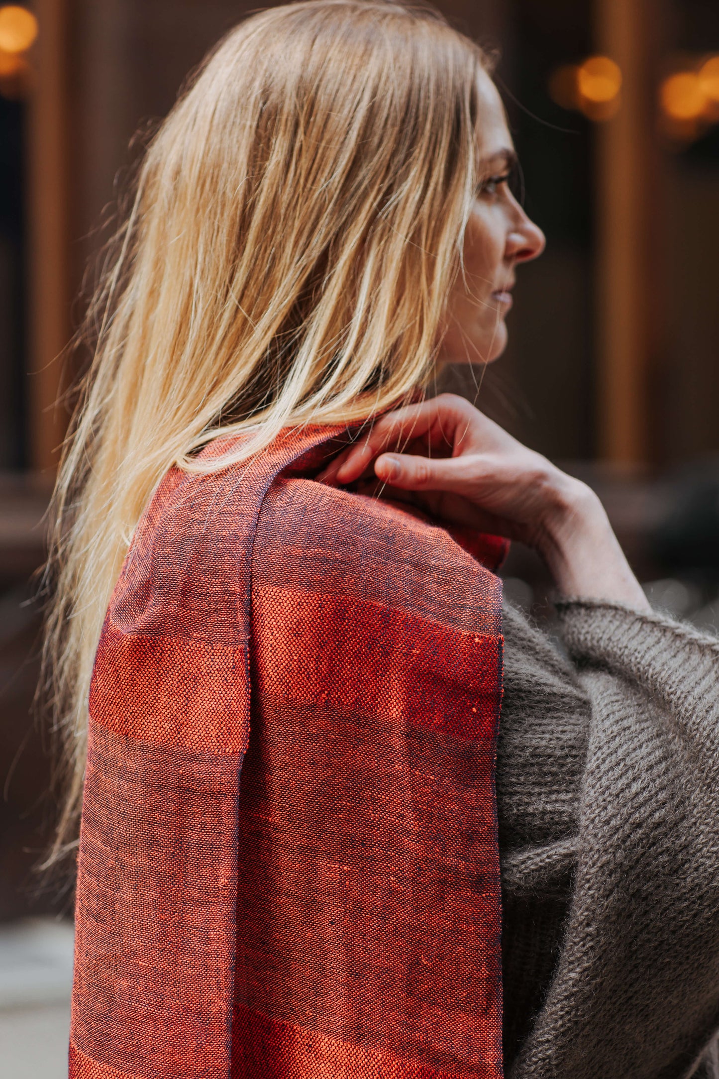Linen and silk mix scarf OPERA - narrow RED