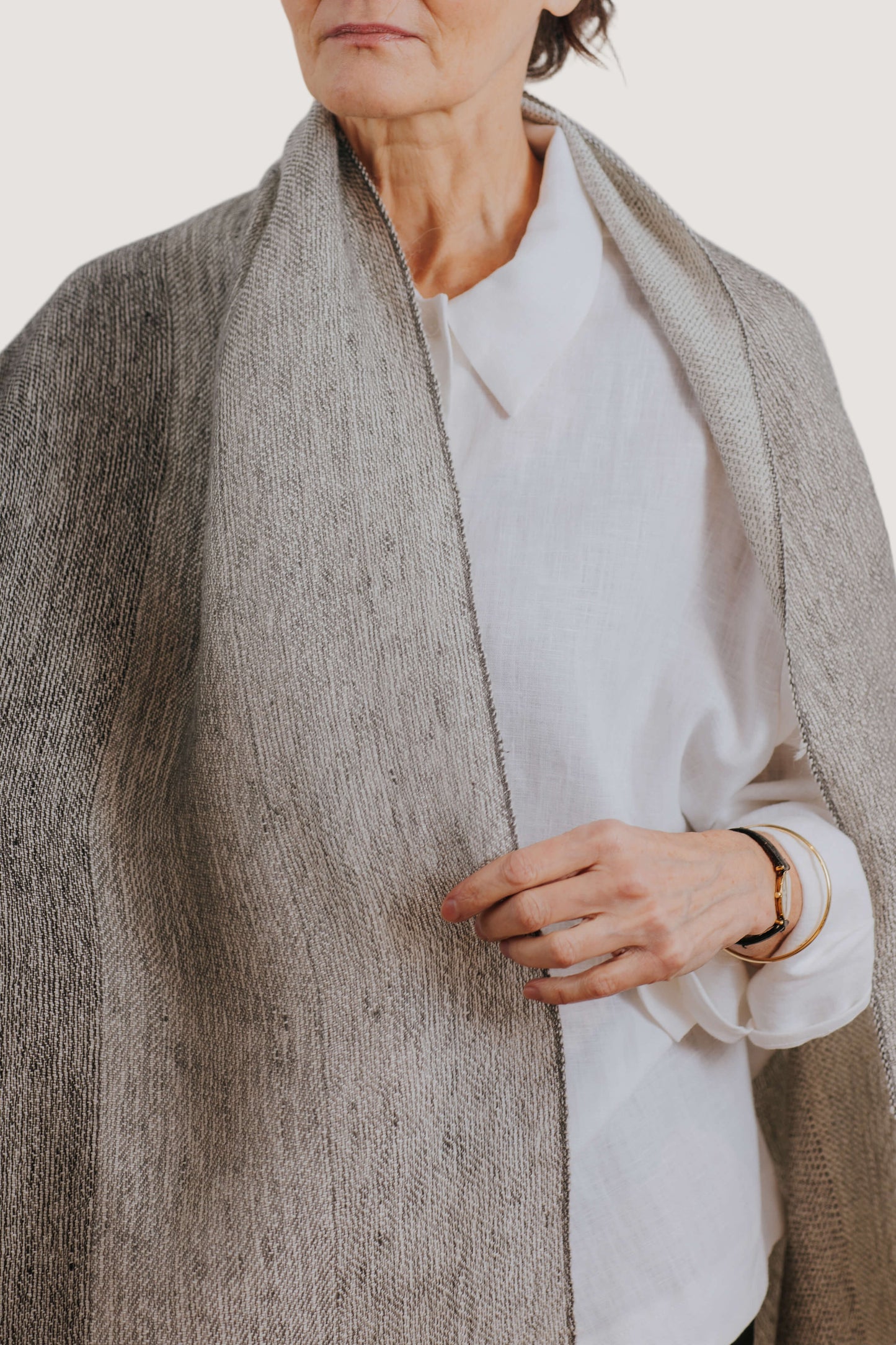 Double-sided linen & alpaca scarf BLACK & WHITE