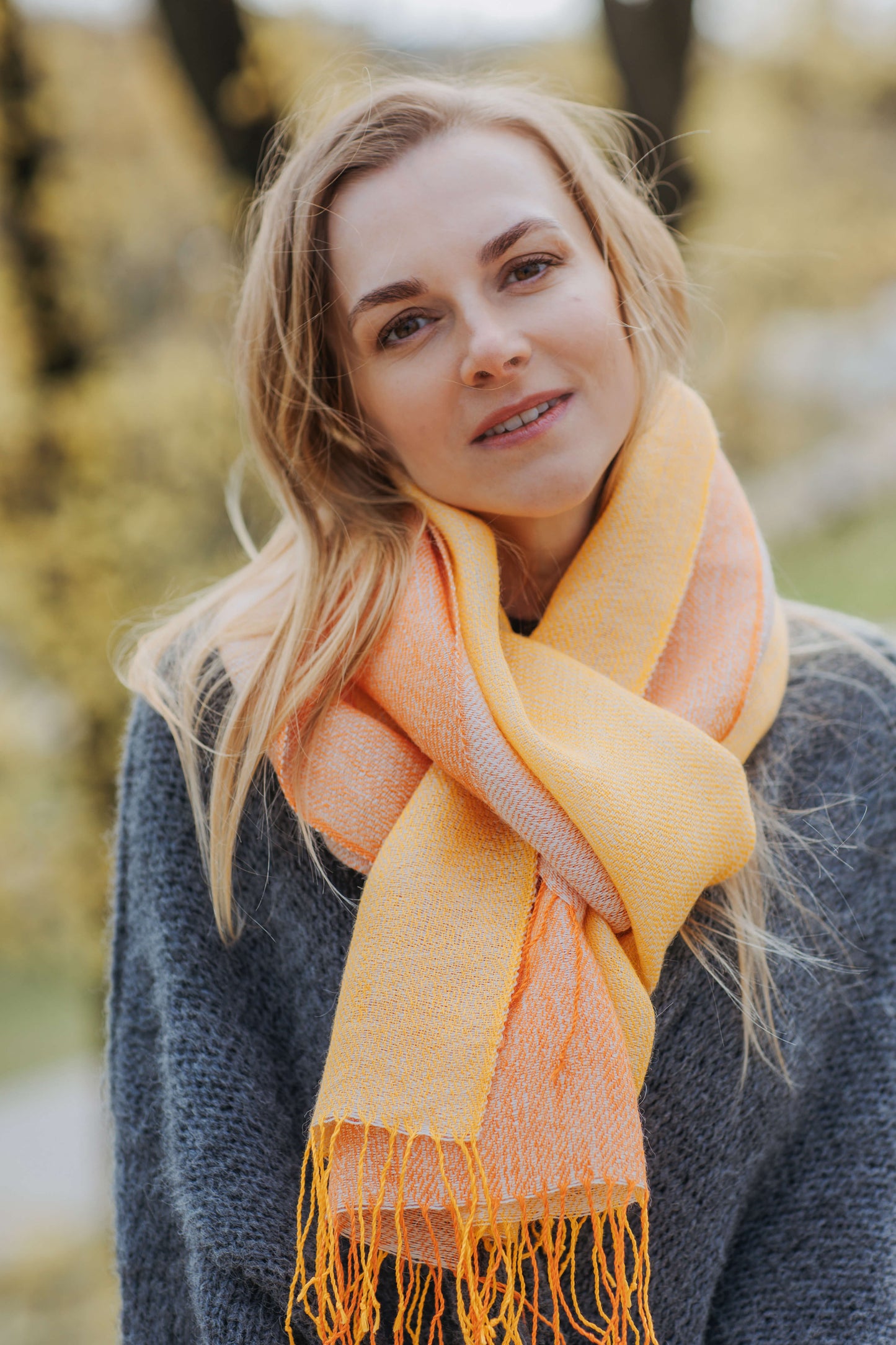 Double-sided linen & alpaca scarf SUN