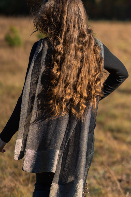 Linen and silk mix scarf OPERA - wide GREEN