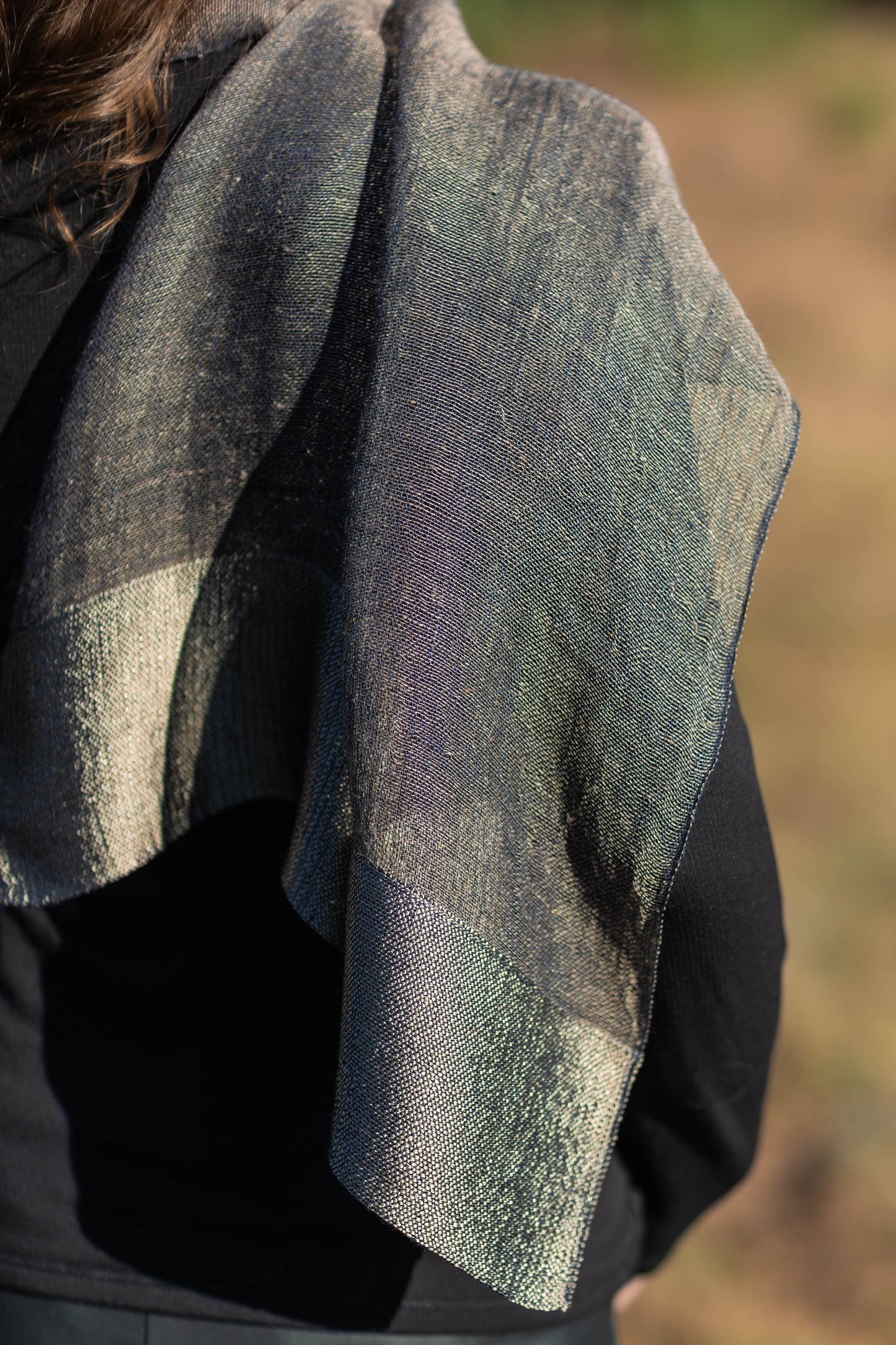 Linen and silk mix scarf OPERA - wide GREEN