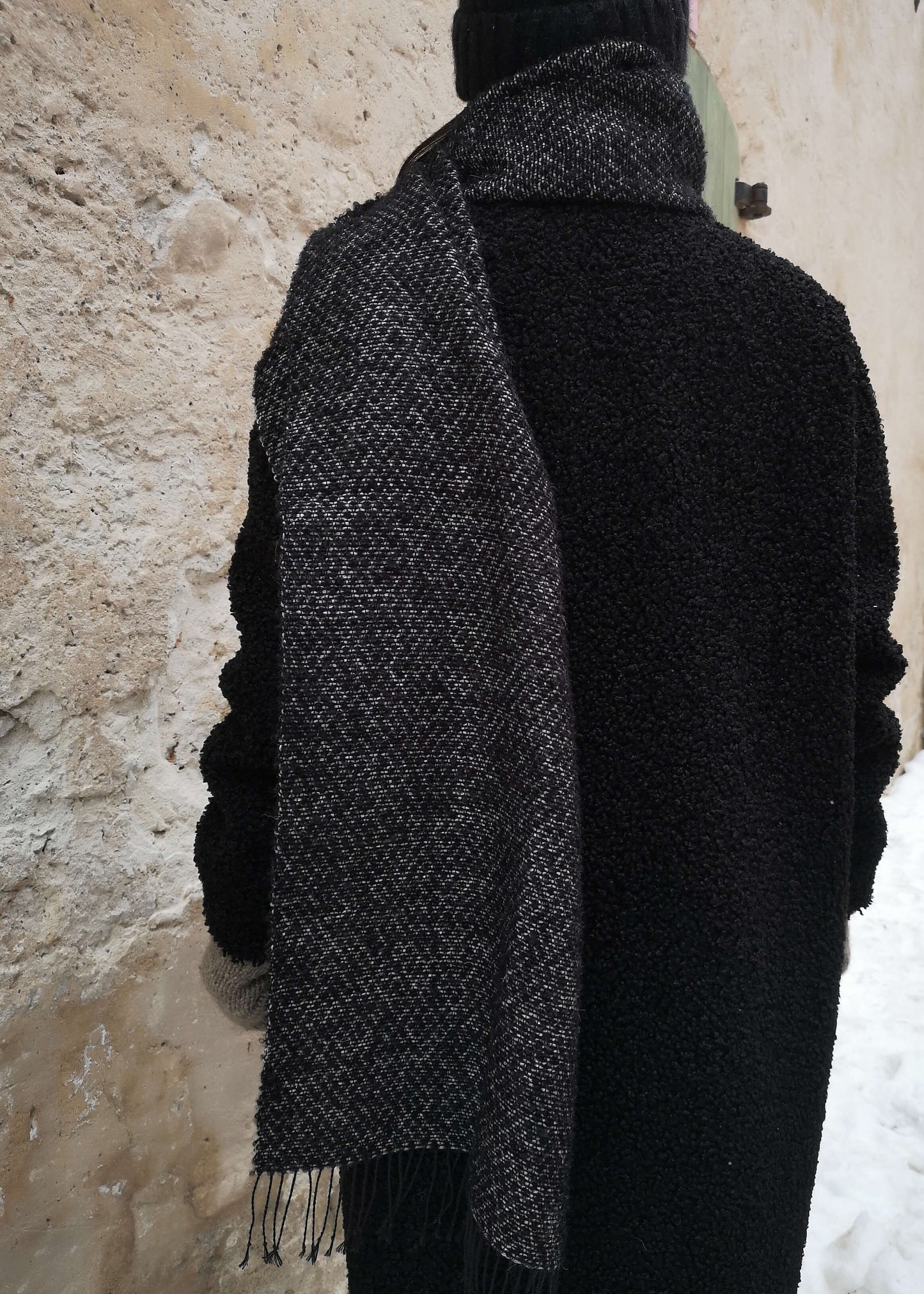 Linen & alpaca scarf RAXTI - black boucle & grey