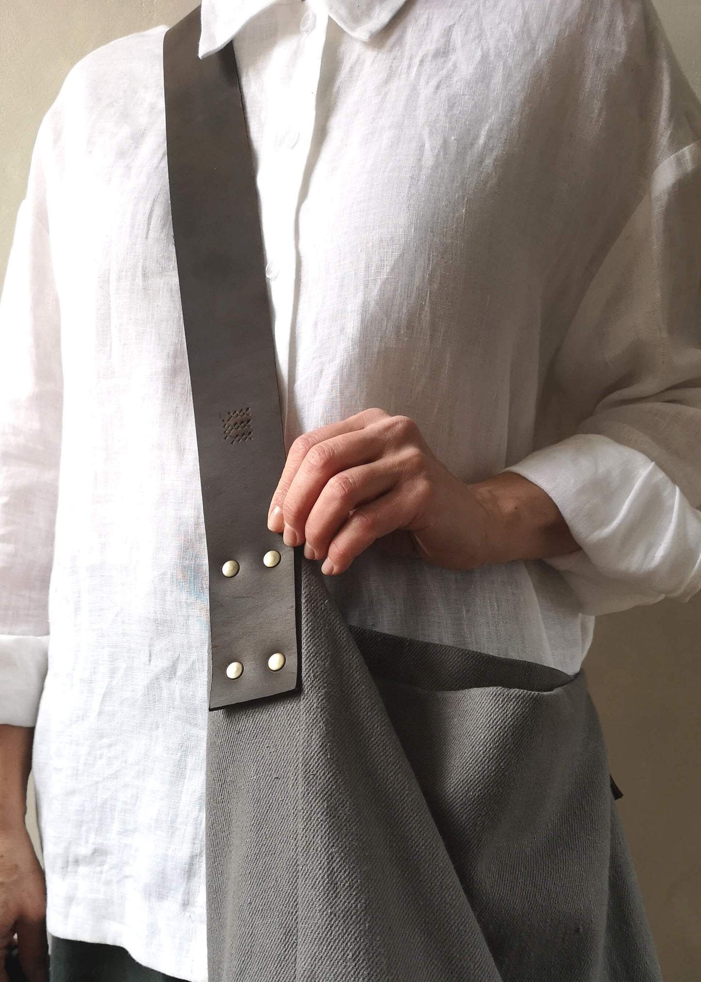 Linen Tote Bag with Leather Handle - grey with brown