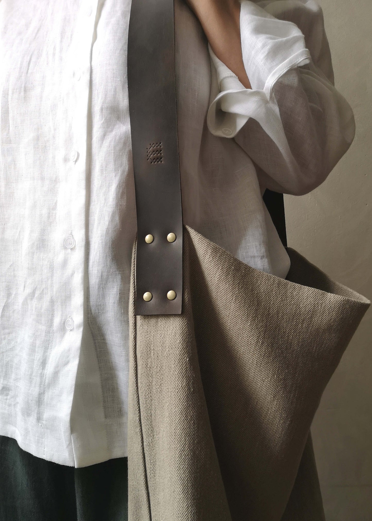 Linen Tote Bag with Leather Handle - natural with brown