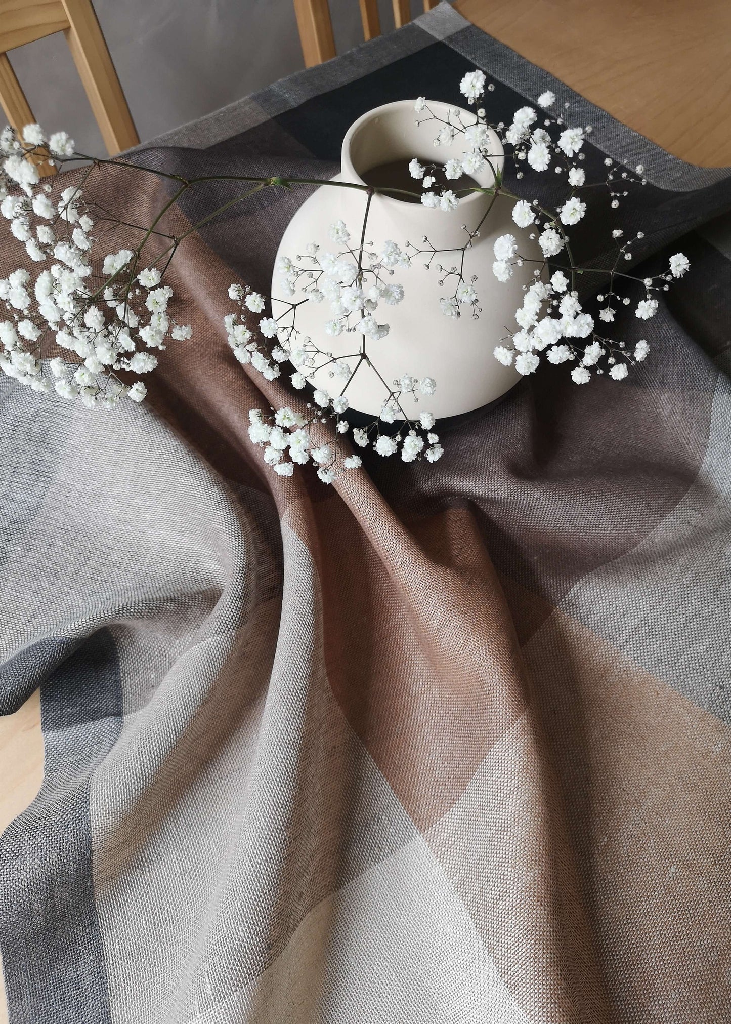 Linen tablecloth - CHOCOLATE