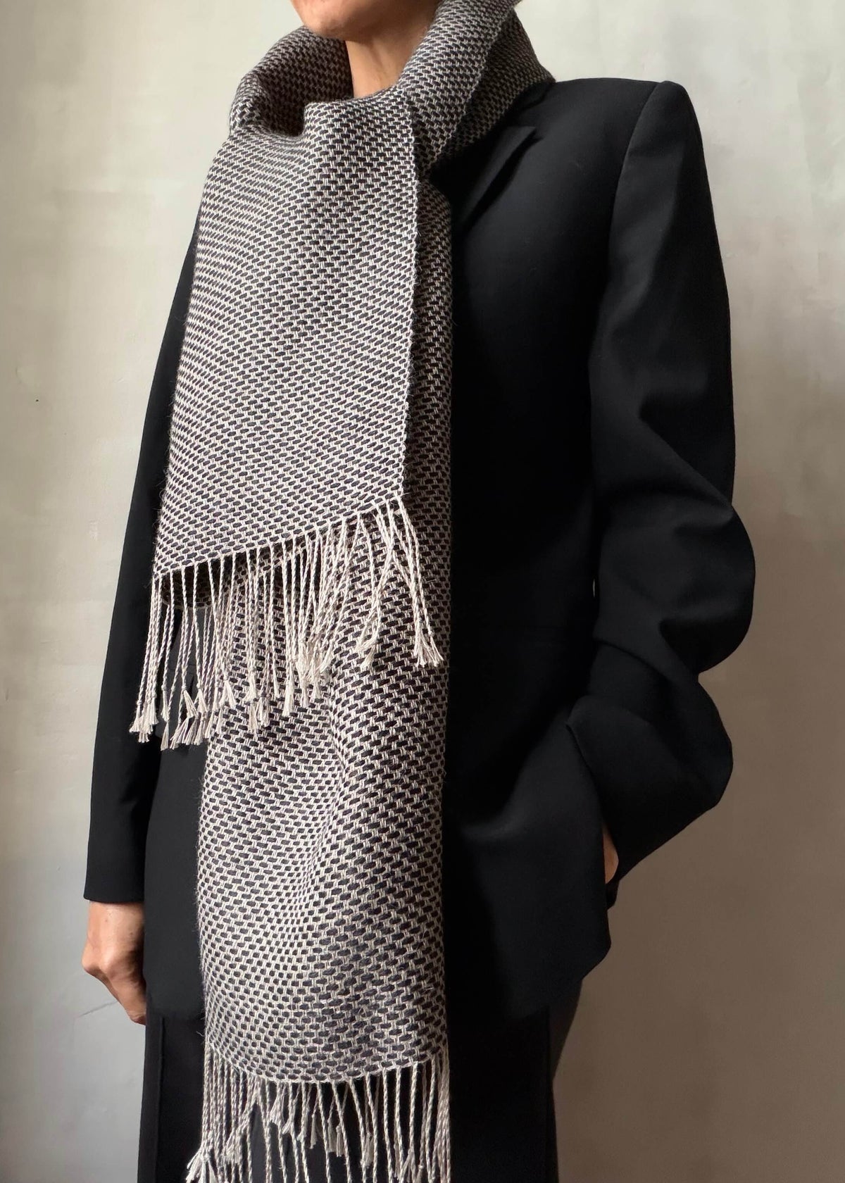 Linen & alpaca scarf RAXTI - black