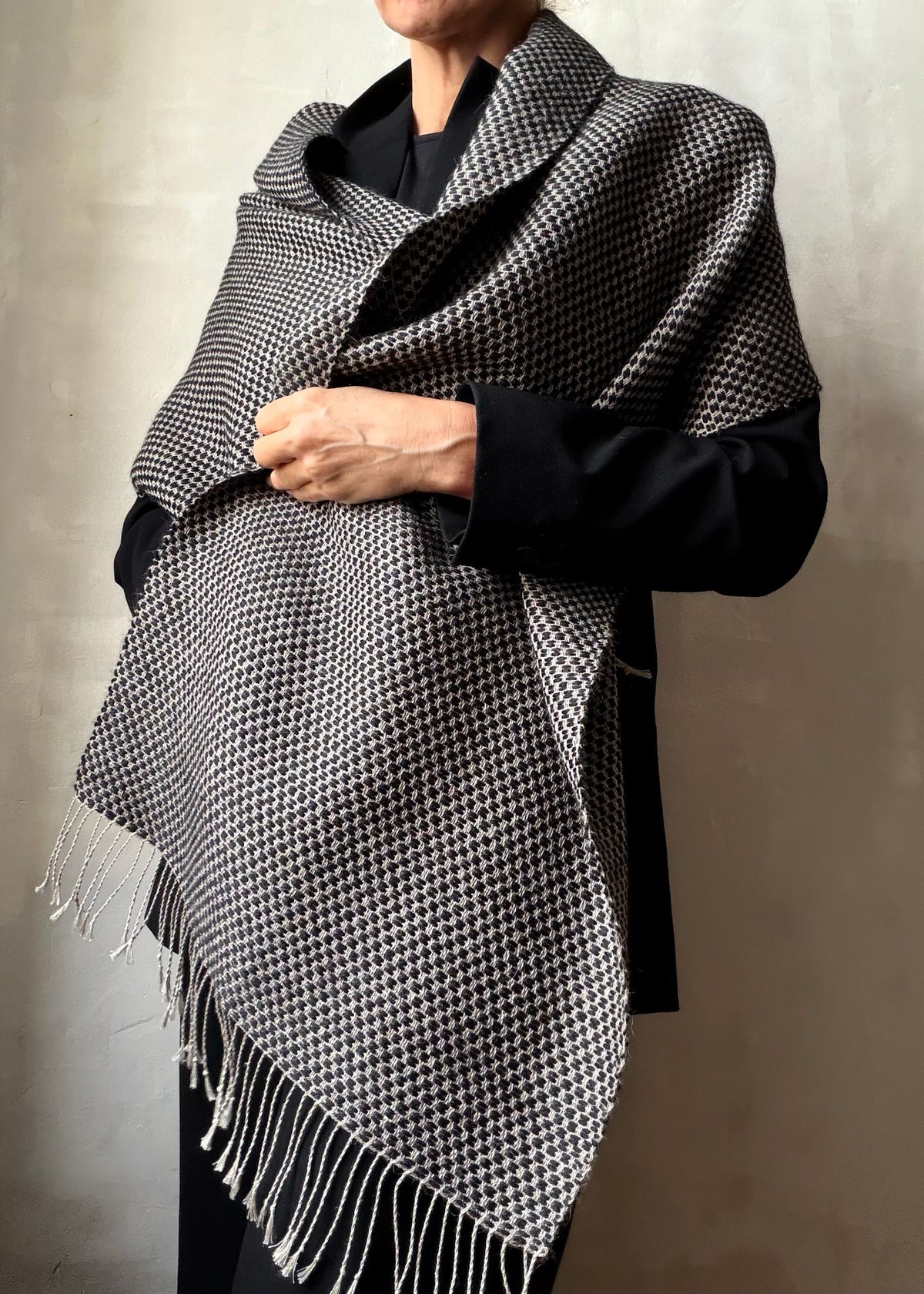 Linen & alpaca scarf RAXTI - black