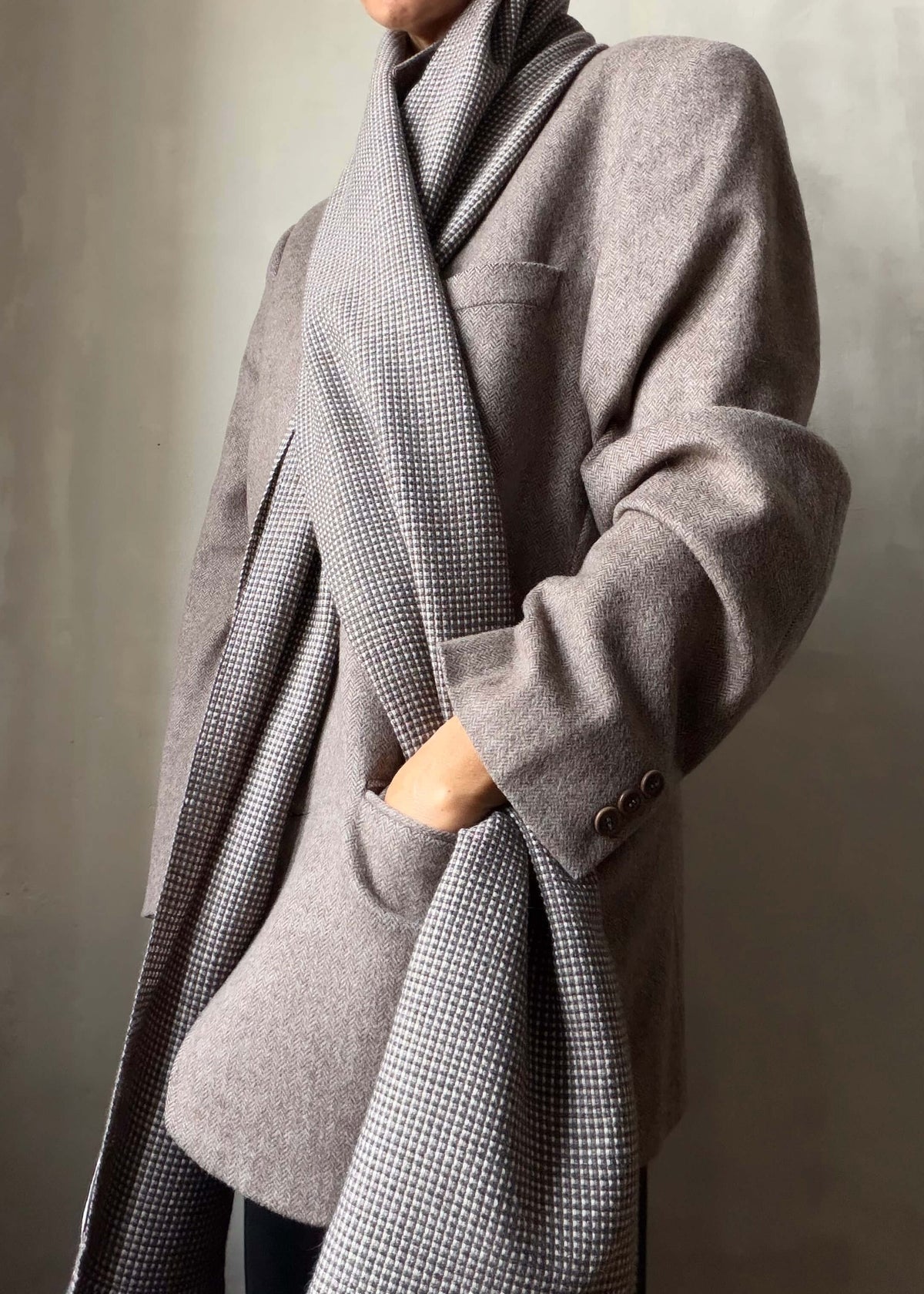 Pure merino scarf MATRIX - grey & beige