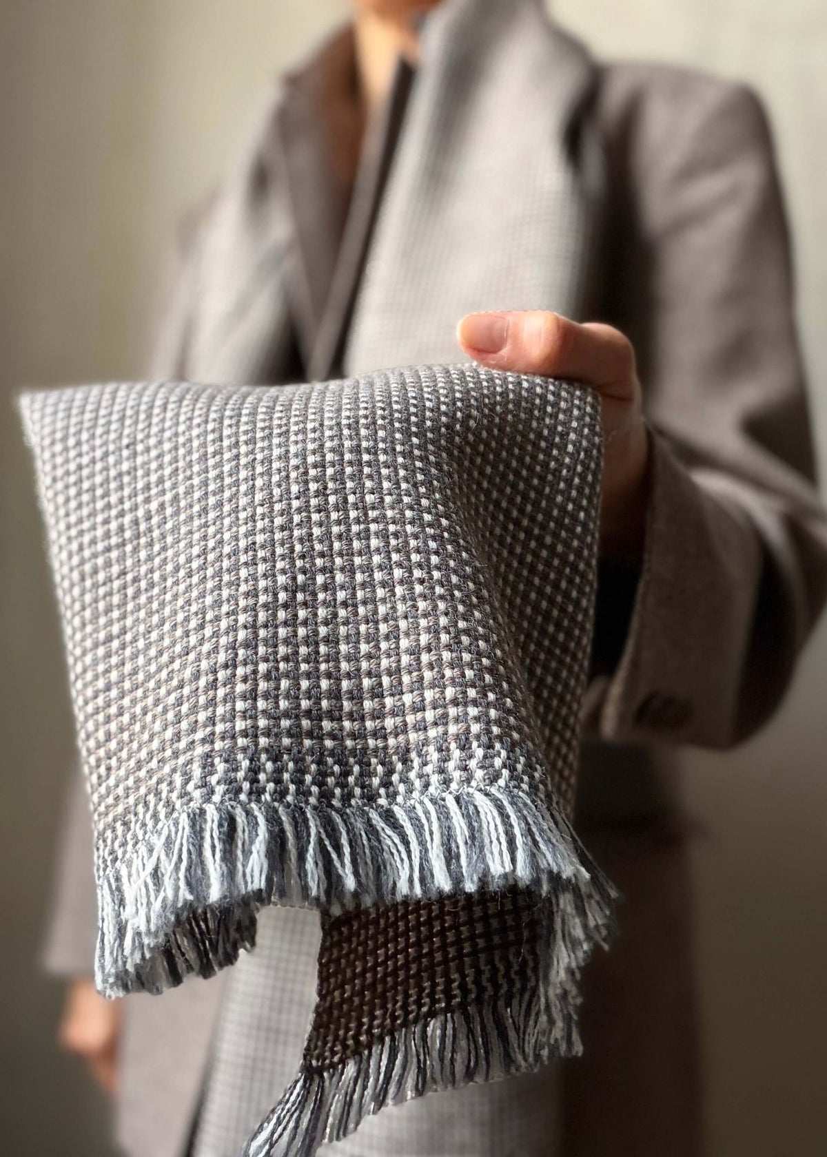 Pure merino scarf MATRIX - grey & beige