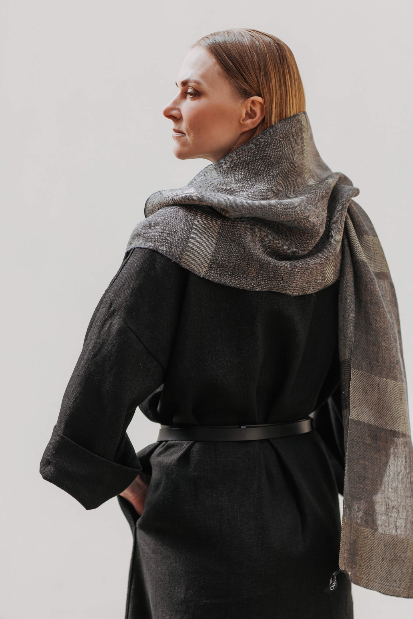 Linen and silk mix scarf OPERA - narrow GREEN