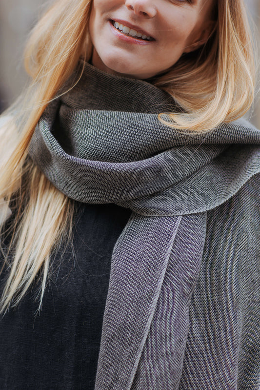 Pure linen scarf CITY