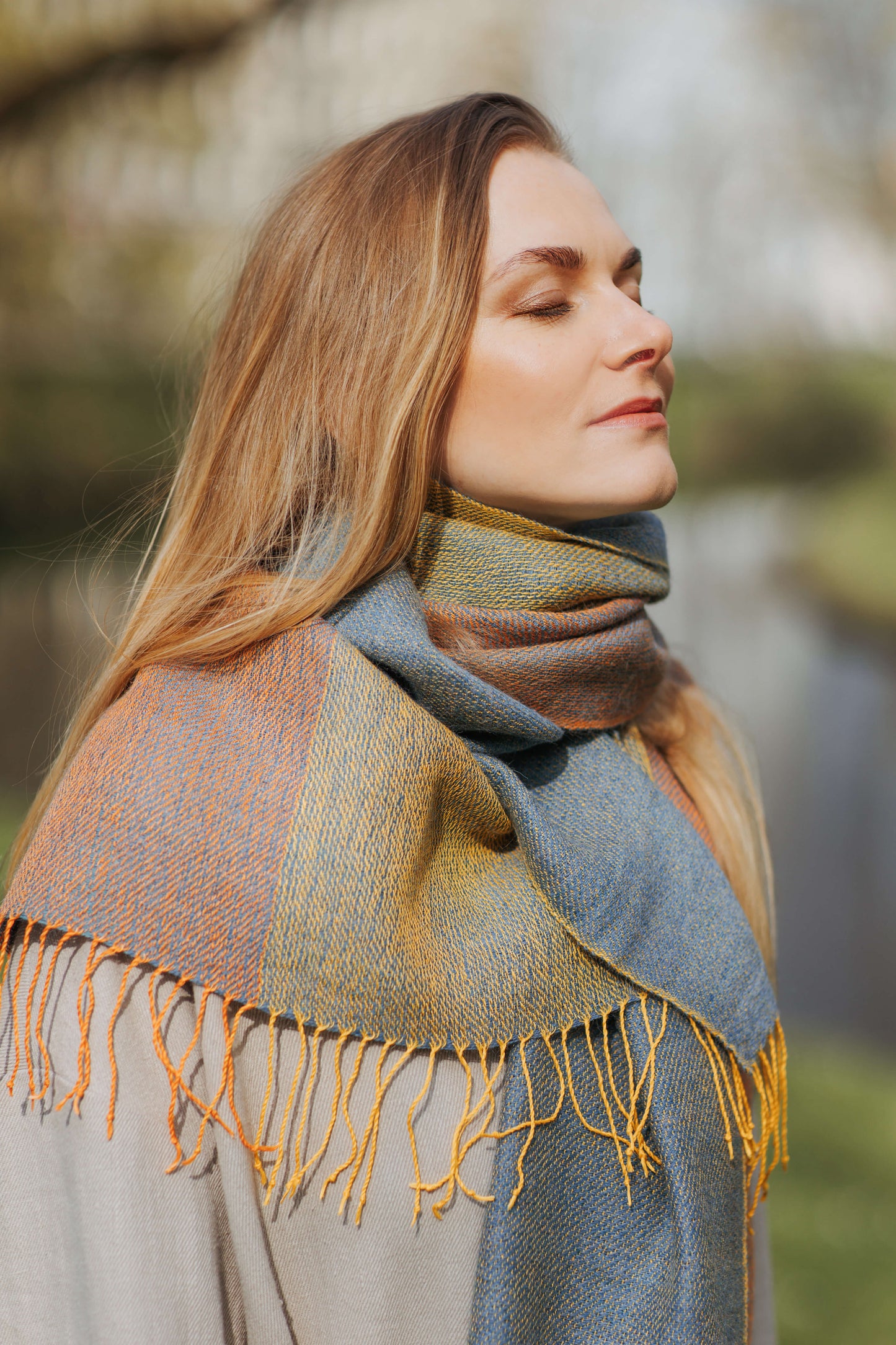 Double-sided linen & alpaca scarf SUN