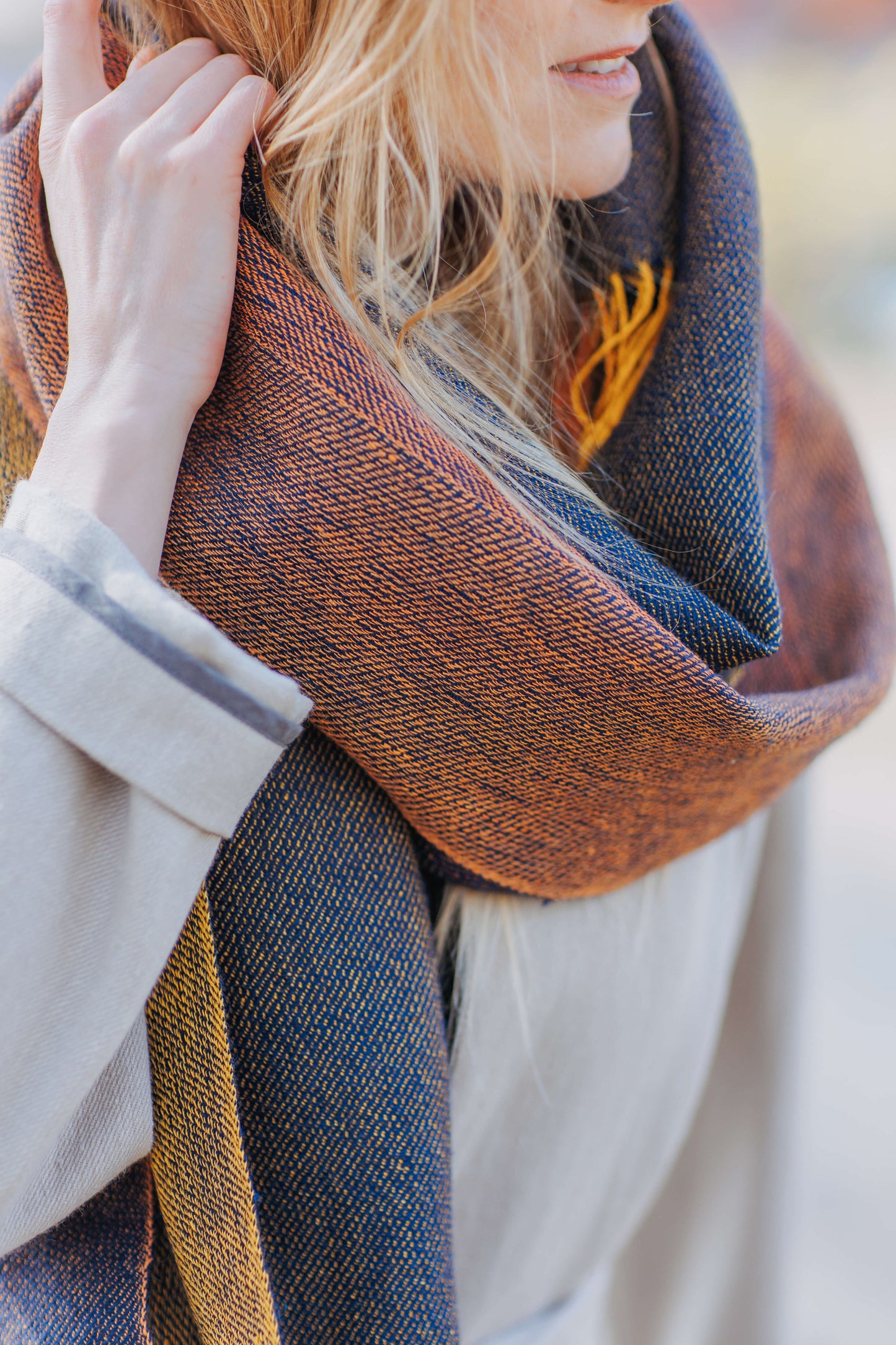 Double-sided linen & alpaca scarf SUN