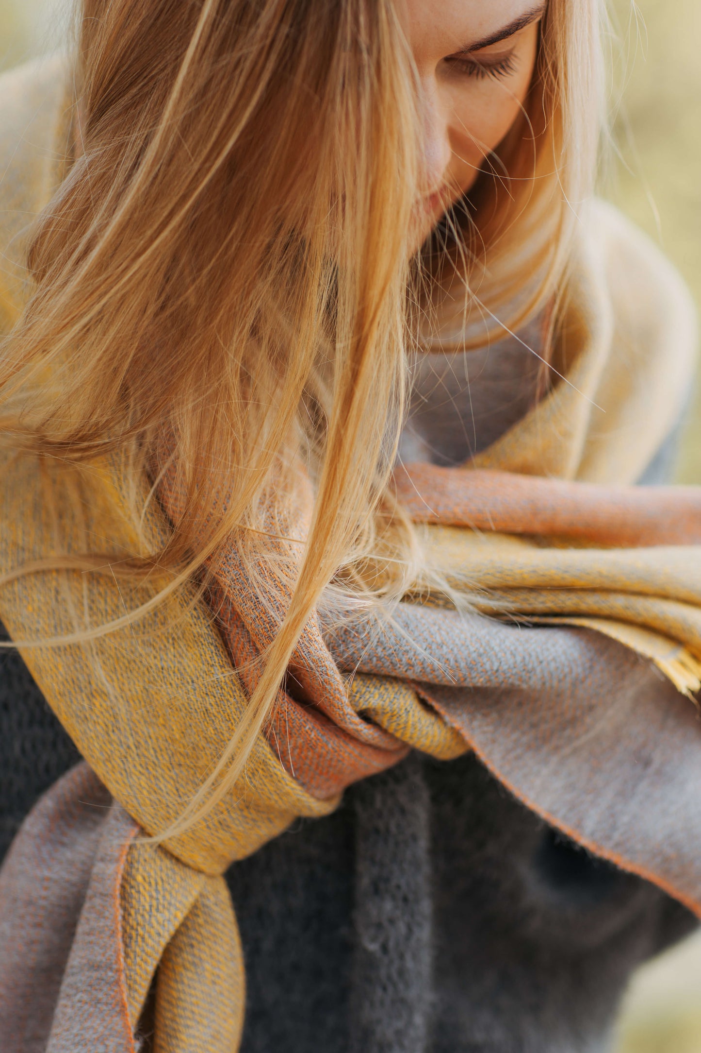 Double-sided linen & alpaca scarf SUN